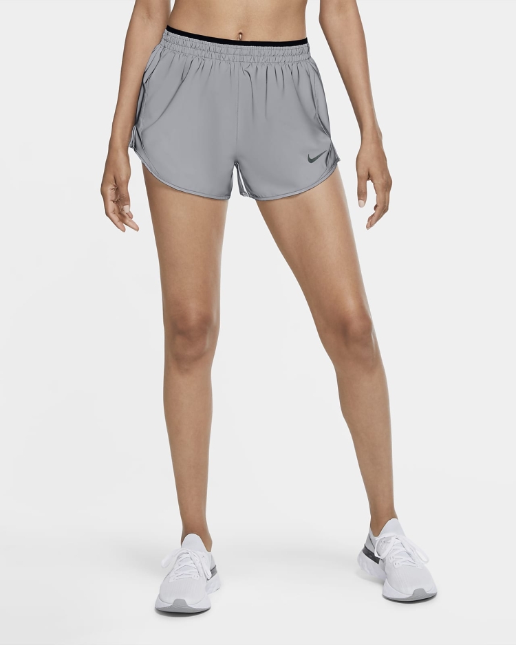 Nike big Swoosh шорты