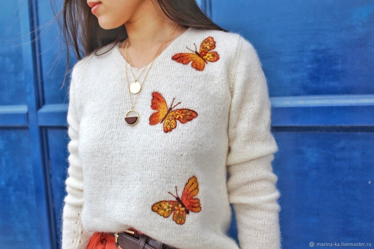 Вязаные свитера с бабочками